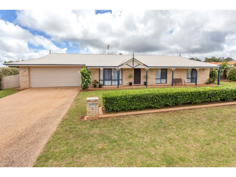21 Hinchliffe Drive (Corner Alroe Ct), Kearneys Spring QLD 4350