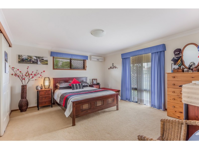 21 Hinchliffe Drive (Corner Alroe Ct), Kearneys Spring QLD 4350