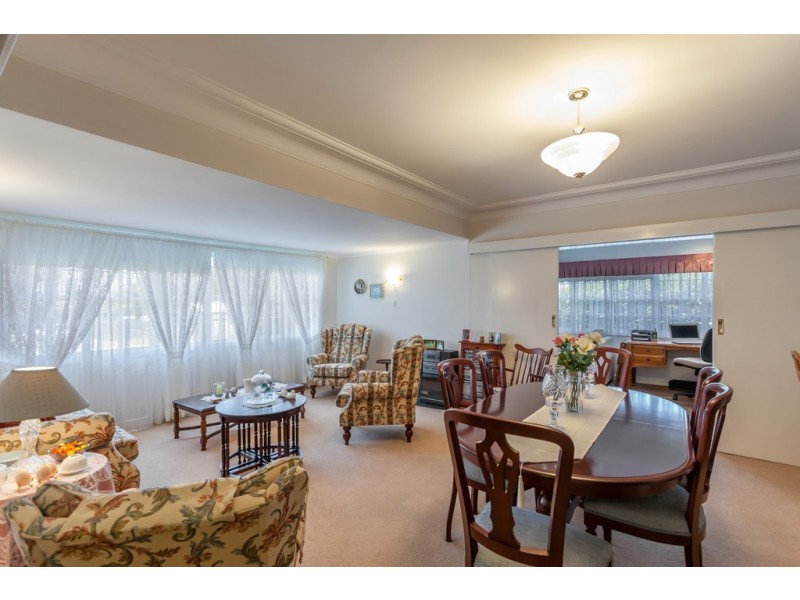 2 Stehn Street, Harristown QLD 4350