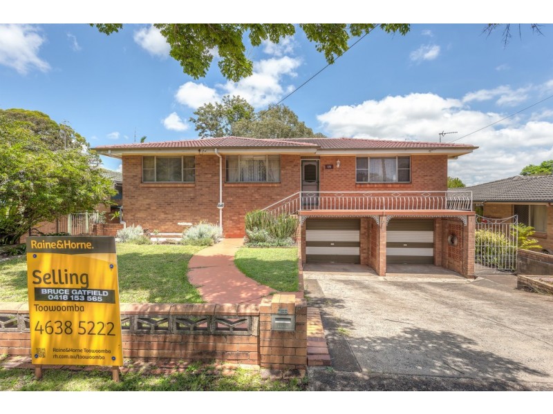 19 Farr Street, Kearneys Spring QLD 4350