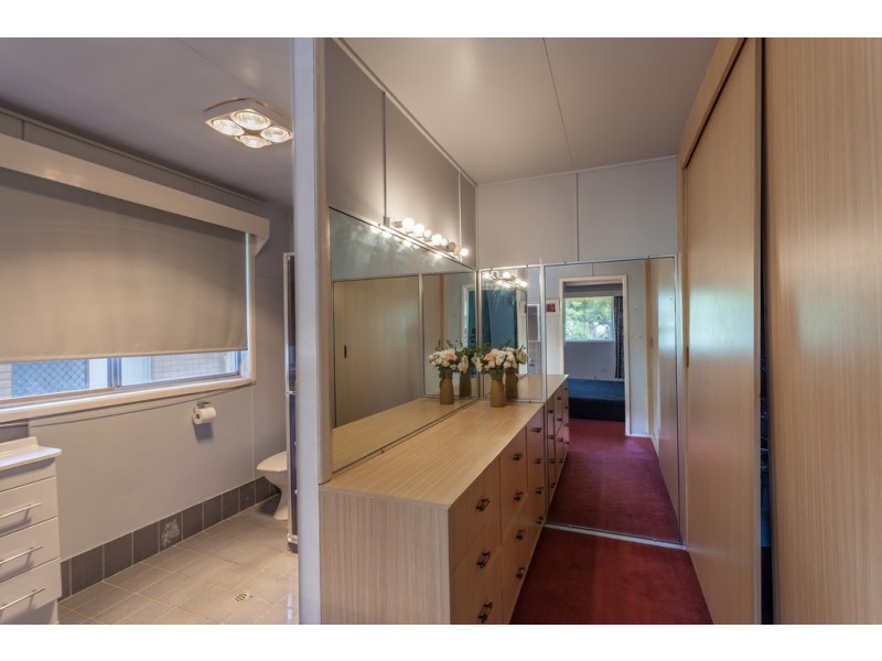 19 Farr Street, Kearneys Spring QLD 4350