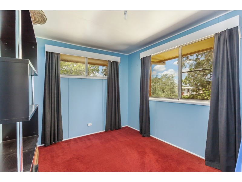 19 Farr Street, Kearneys Spring QLD 4350