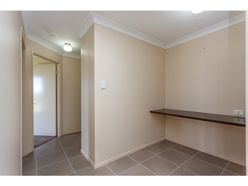 1 Grandslam Street, Glenvale QLD 4350