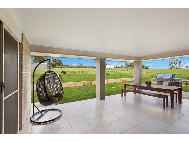 4 Sherlock Close, Preston QLD 4352