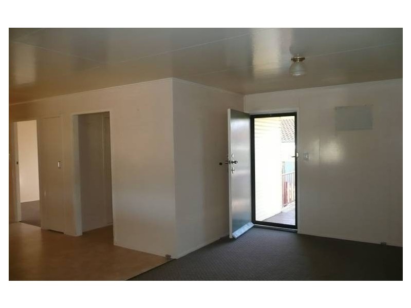 32 Milligan Street, Oakey QLD 4401