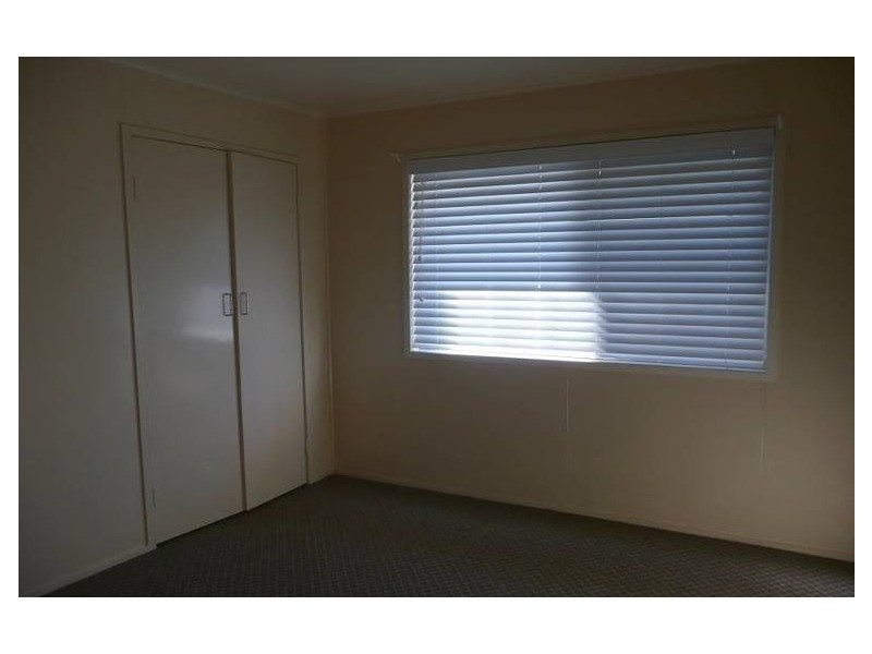 32 Milligan Street, Oakey QLD 4401