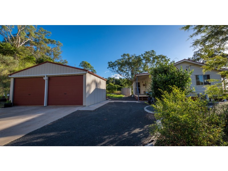 4 Moseley Road, Glencoe QLD 4352