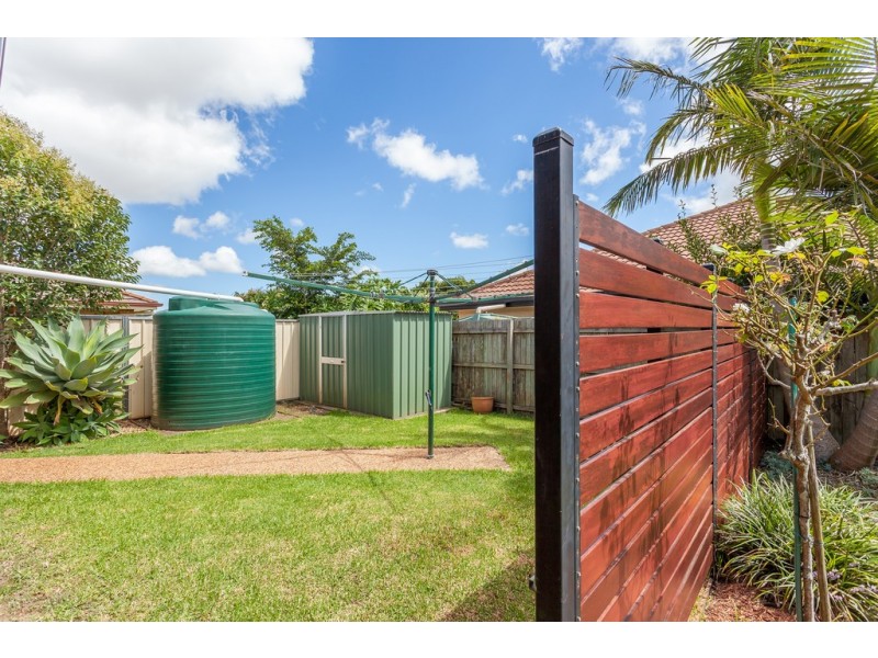 11 Chelwyn Street, Middle Ridge QLD 4350