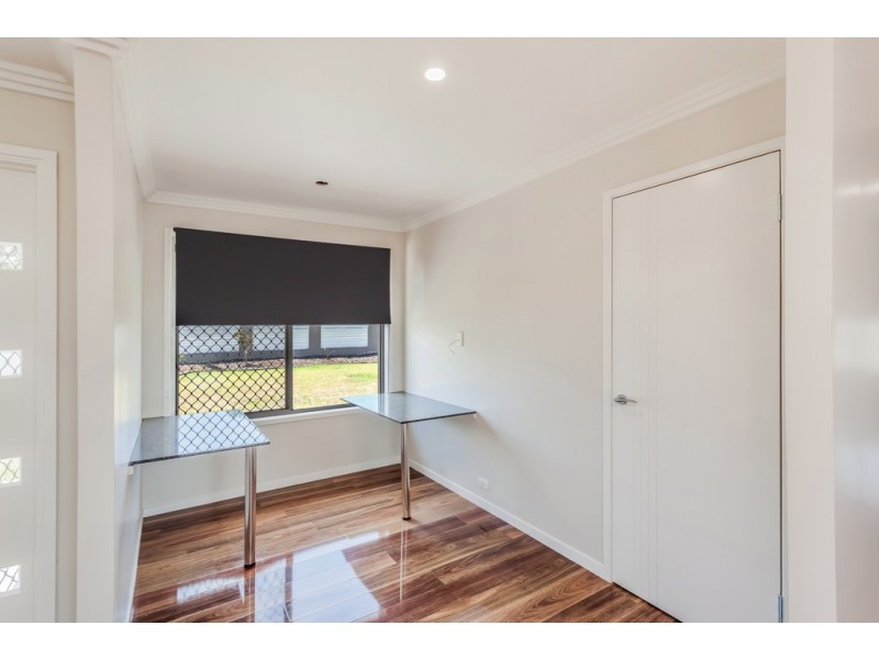 112 Main Street, Westbrook QLD 4350