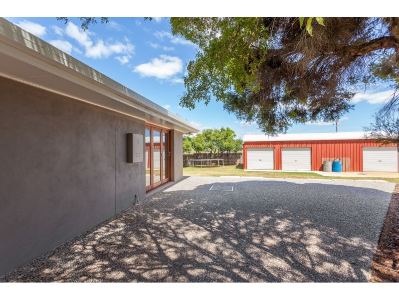 112 Main Street, Westbrook QLD 4350