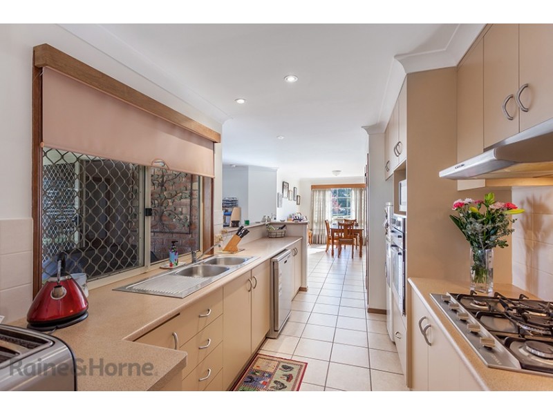 1 Glover Close, Kearneys Spring QLD 4350