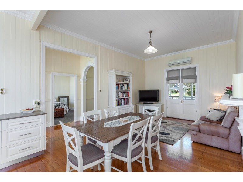 233 South Street, South Toowoomba QLD 4350