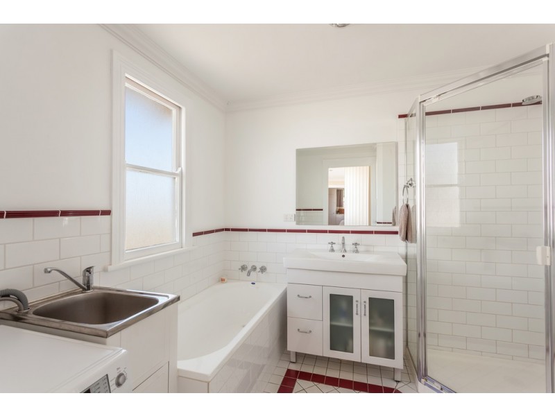 233 South Street, South Toowoomba QLD 4350