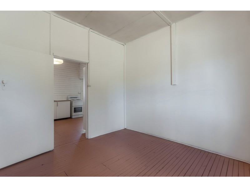 52 Isaac Street, North Toowoomba QLD 4350