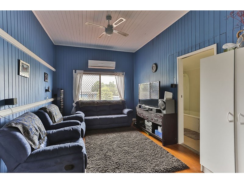 79 Ruthven Street, Harlaxton QLD 4350