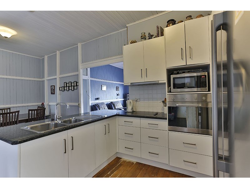 79 Ruthven Street, Harlaxton QLD 4350