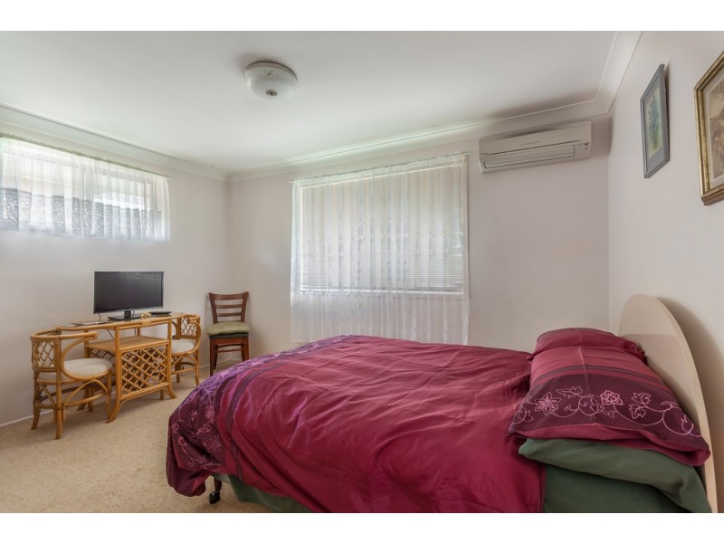 14 Mott Crescent, Rockville QLD 4350
