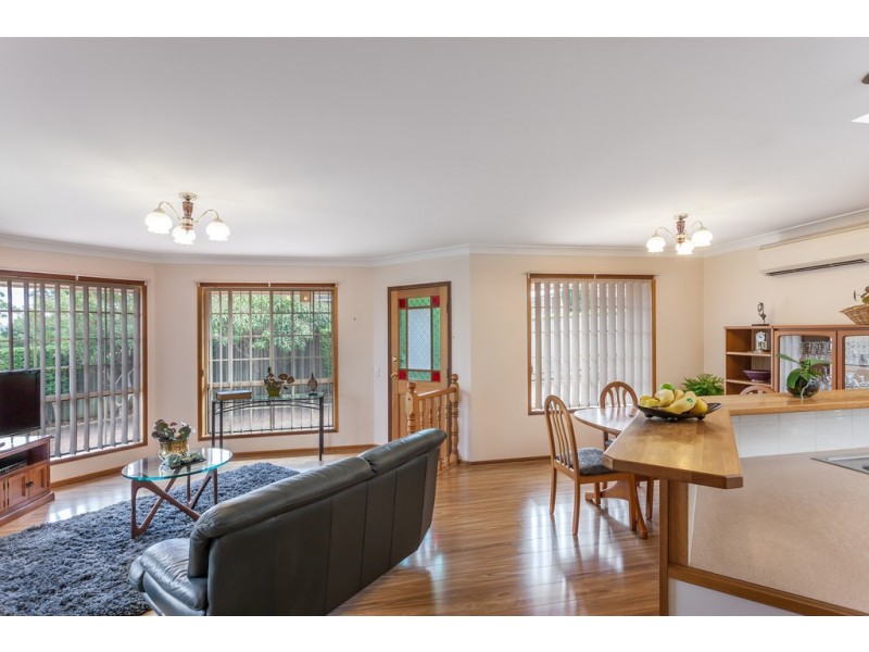 1/334 Hume Street, Centenary Heights QLD 4350