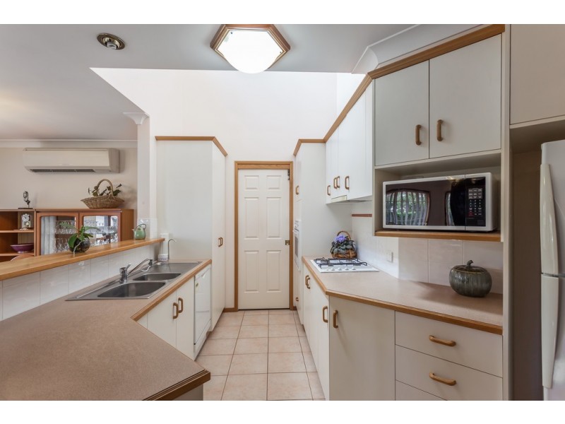 1/334 Hume Street, Centenary Heights QLD 4350