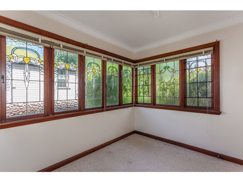 231 Campbell Street, Newtown QLD 4350