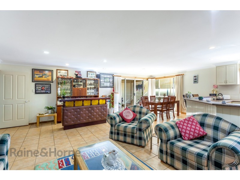 3 Brolga Crescent, Harristown QLD 4350