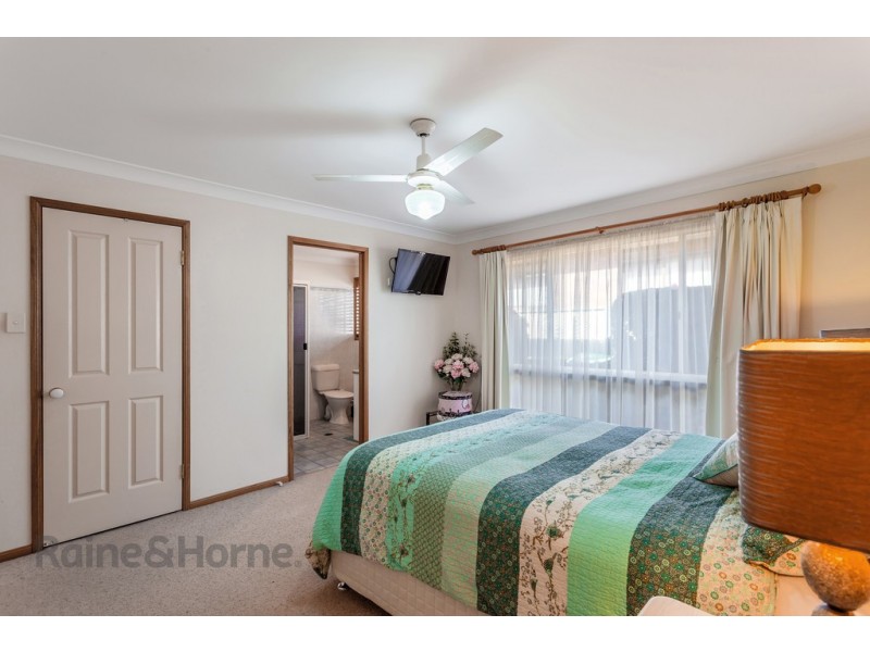 3 Brolga Crescent, Harristown QLD 4350