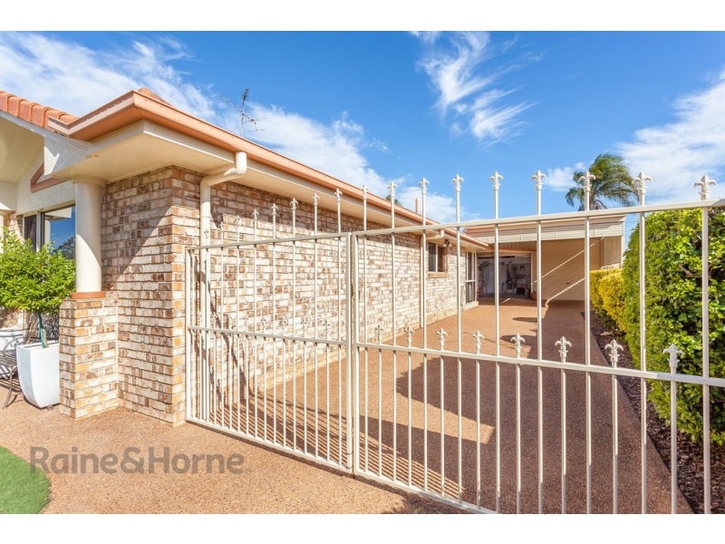 3 Brolga Crescent, Harristown QLD 4350