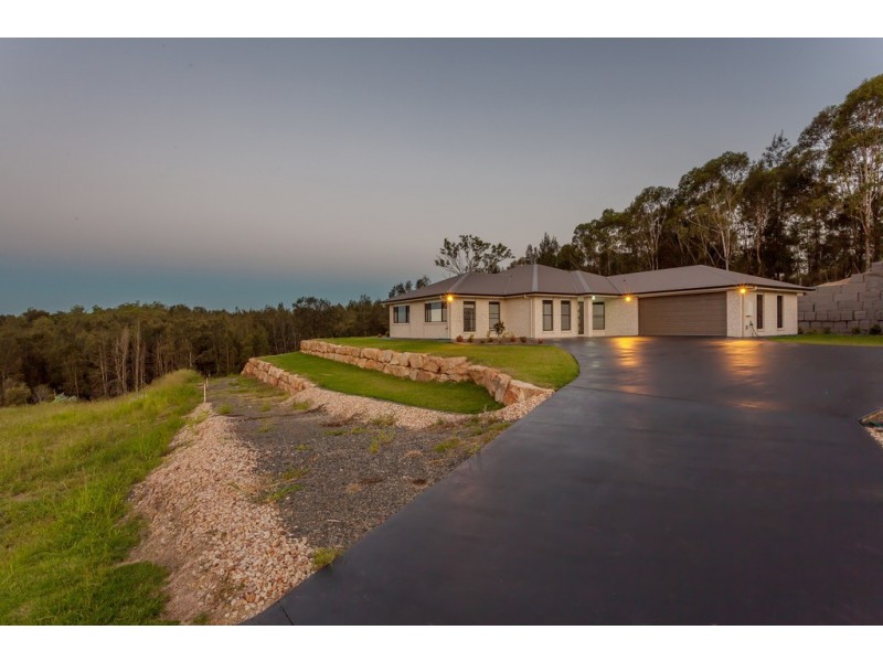 15 Dolleys Road, Withcott QLD 4352