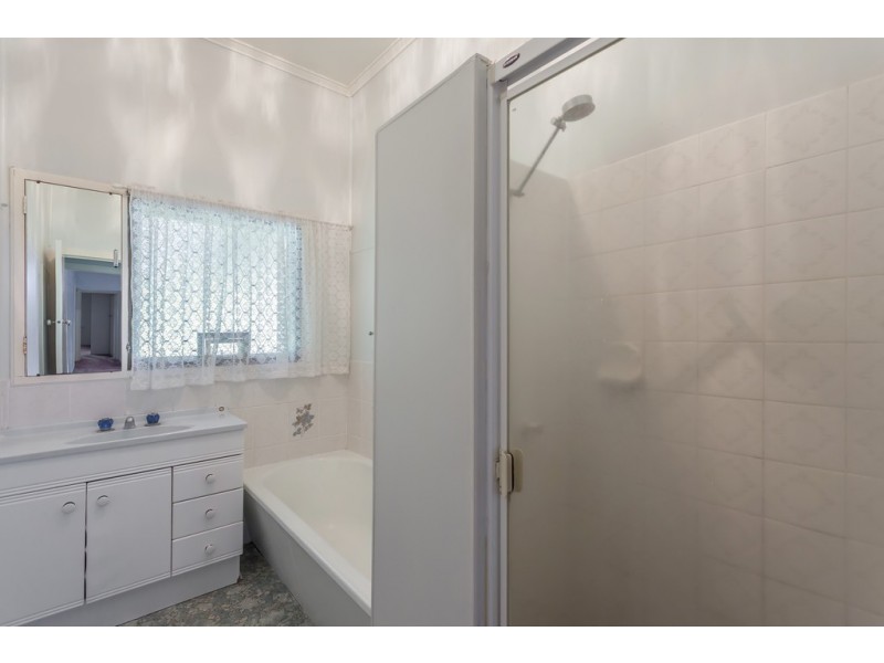4 Burke Street, Rangeville QLD 4350