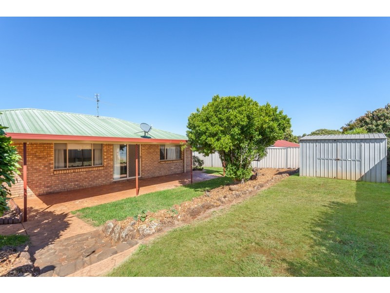 33 Liquidambar Street, Glenvale QLD 4350