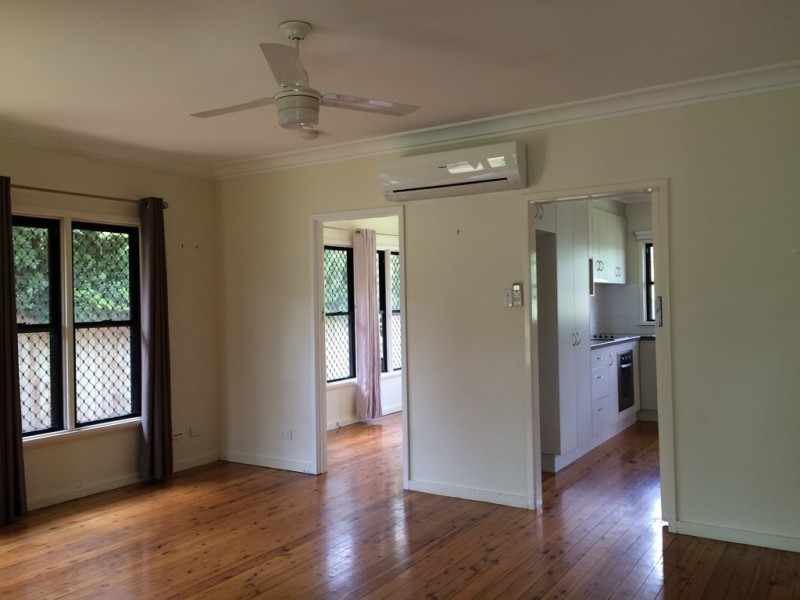 18 Robinson Street, North Toowoomba QLD 4350