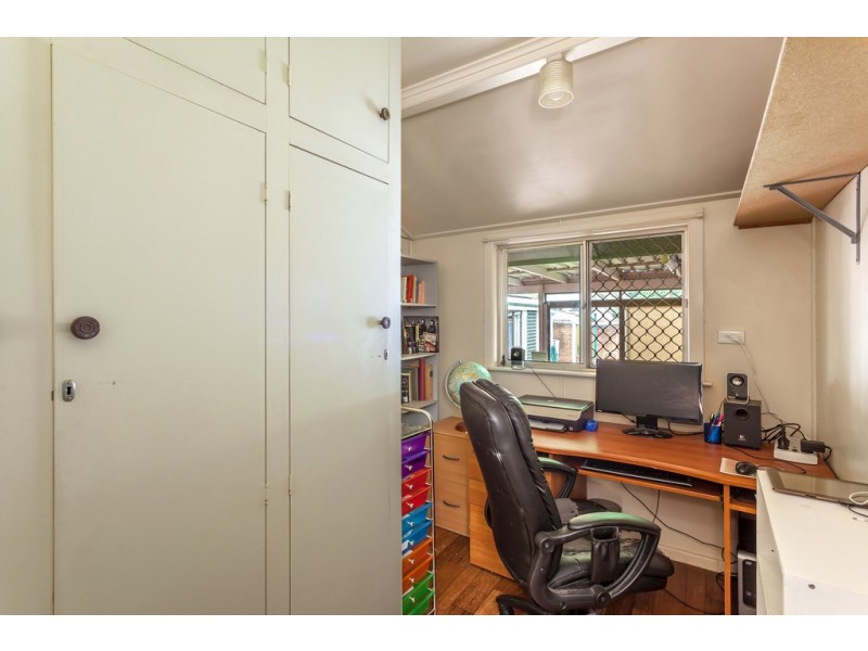 17 Dodd Street, Newtown QLD 4350