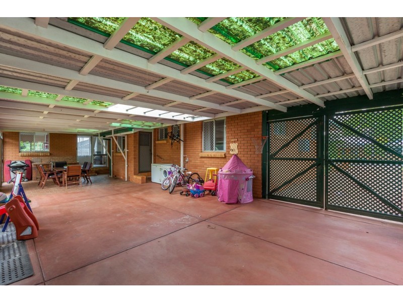 17 Dodd Street, Newtown QLD 4350