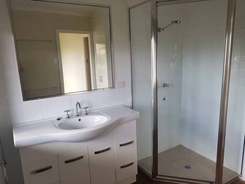 330A Hume Street, Centenary Heights QLD 4350
