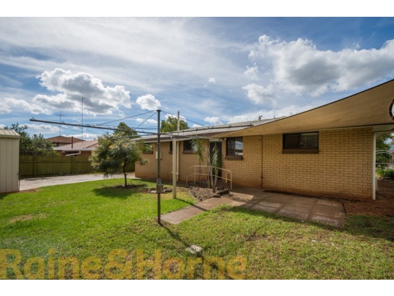 22 Hibiscus Drive, Centenary Heights QLD 4350
