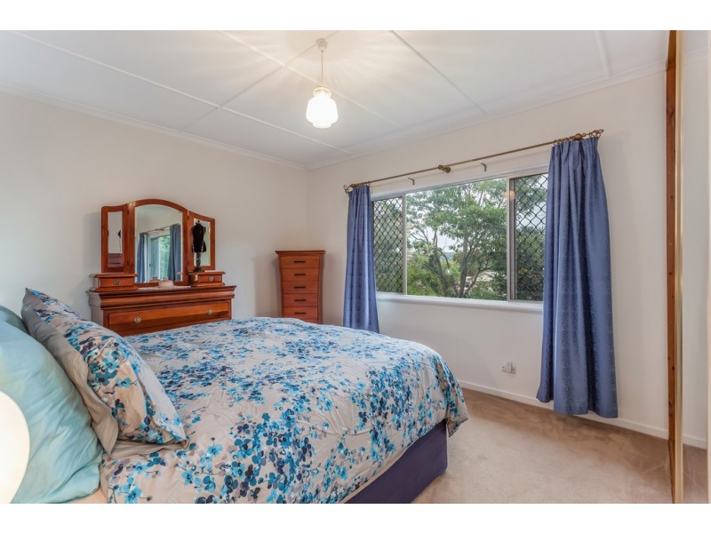 18 Webb Street, Rangeville QLD 4350