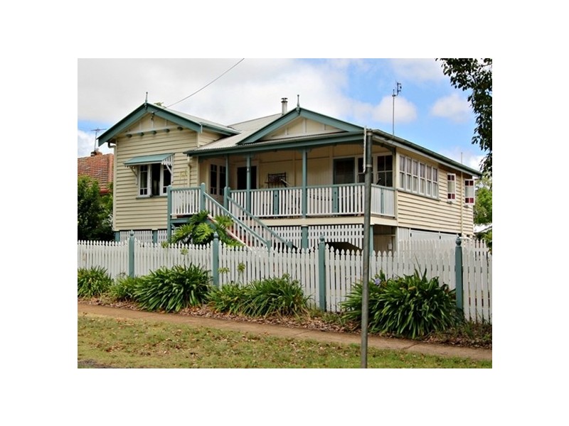 1 Anzac Avenue, Newtown QLD 4350