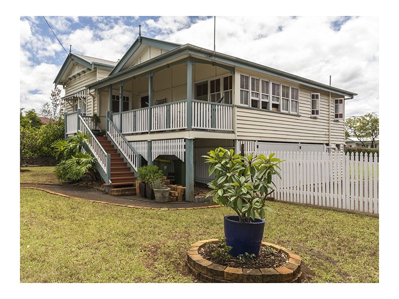 1 Anzac Avenue, Newtown QLD 4350