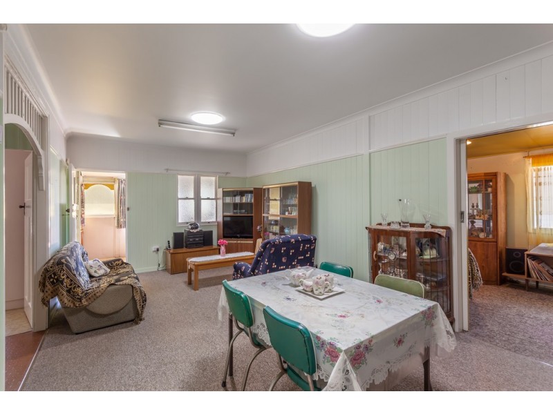 26 Isaac Street, North Toowoomba QLD 4350
