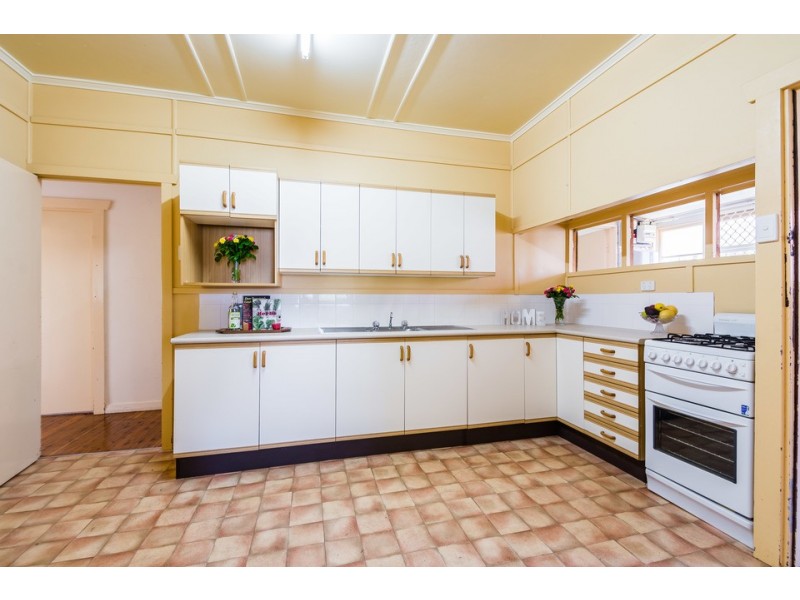 86 Mary Street, East Toowoomba QLD 4350