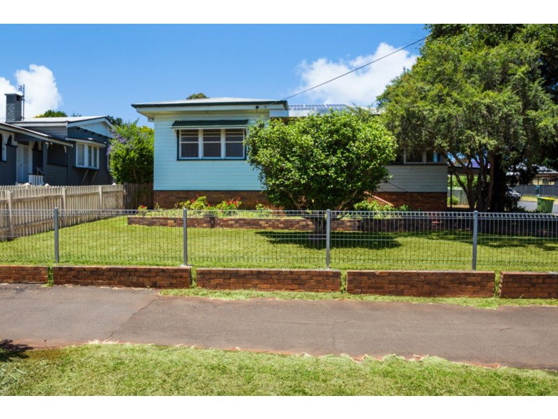 86 Mary Street, East Toowoomba QLD 4350