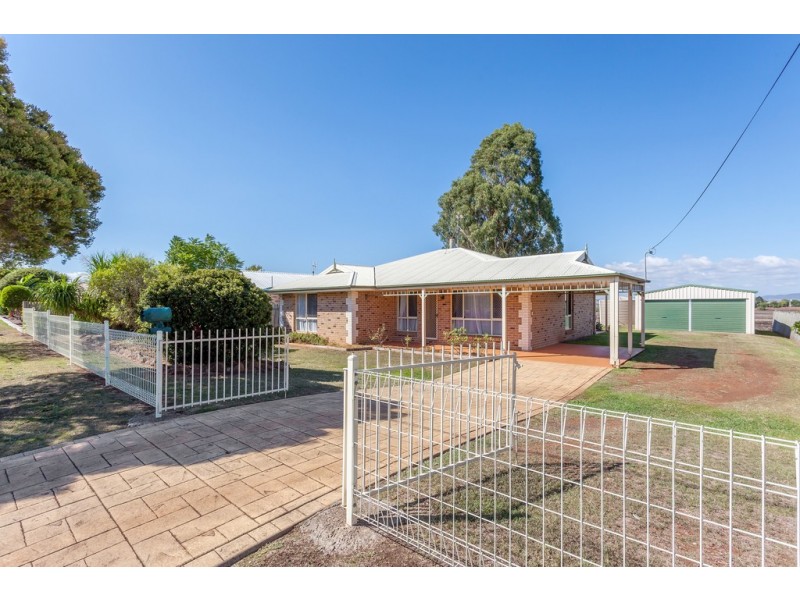 7 Cameron Street, Wyreema QLD 4352