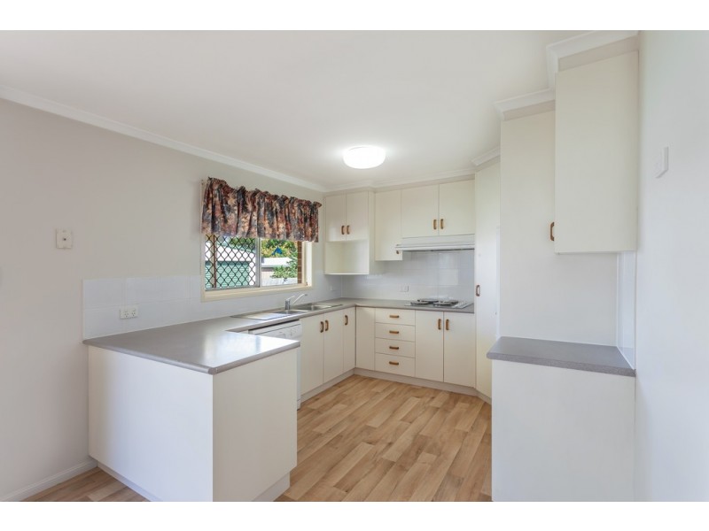 7 Cameron Street, Wyreema QLD 4352