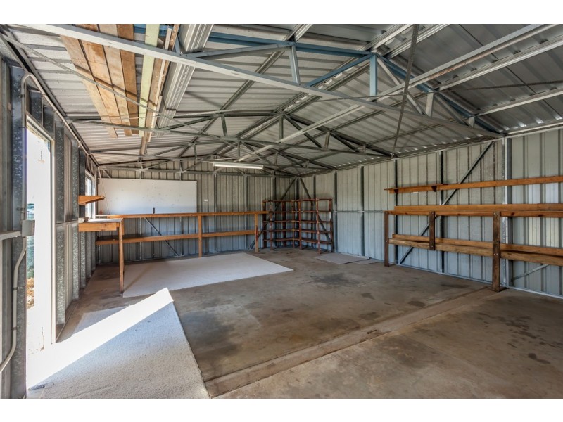 7 Cameron Street, Wyreema QLD 4352