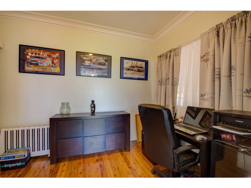 18 Prosser Street, Rockville QLD 4350