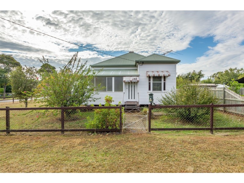 24 Ranfurly Street, Newtown QLD 4350