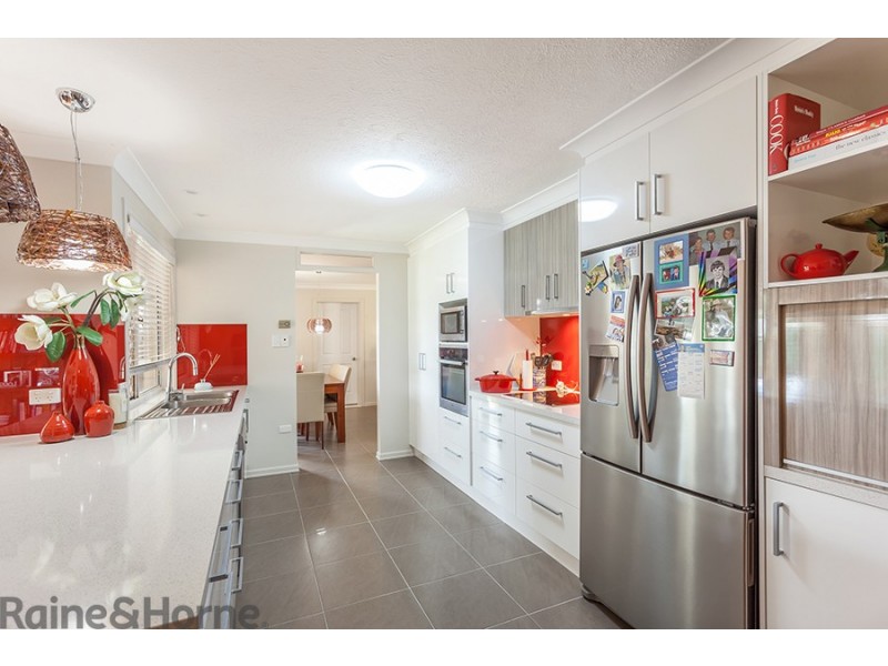 303 Mackenzie Street, Centenary Heights QLD 4350