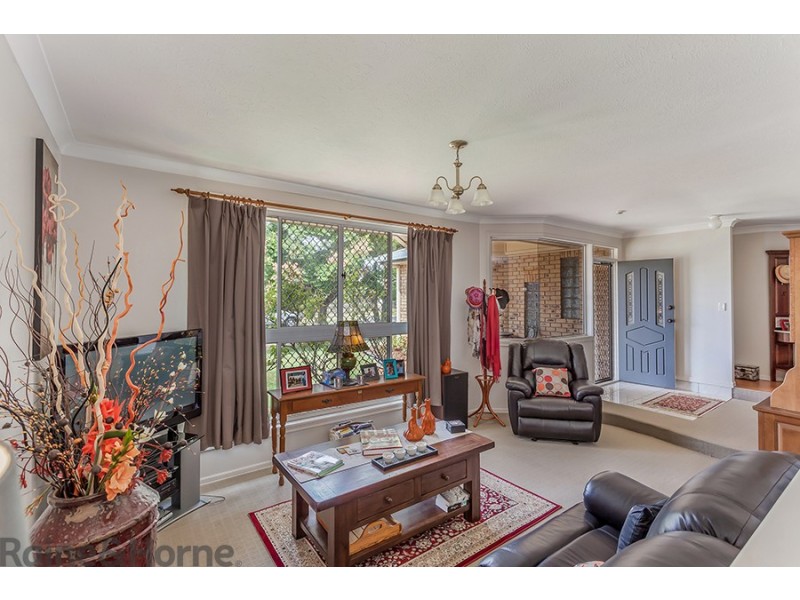 303 Mackenzie Street, Centenary Heights QLD 4350