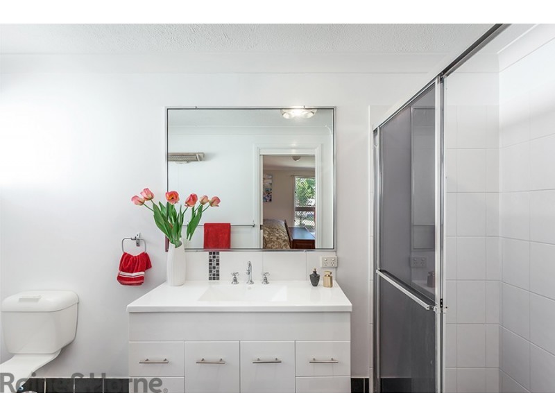 303 Mackenzie Street, Centenary Heights QLD 4350
