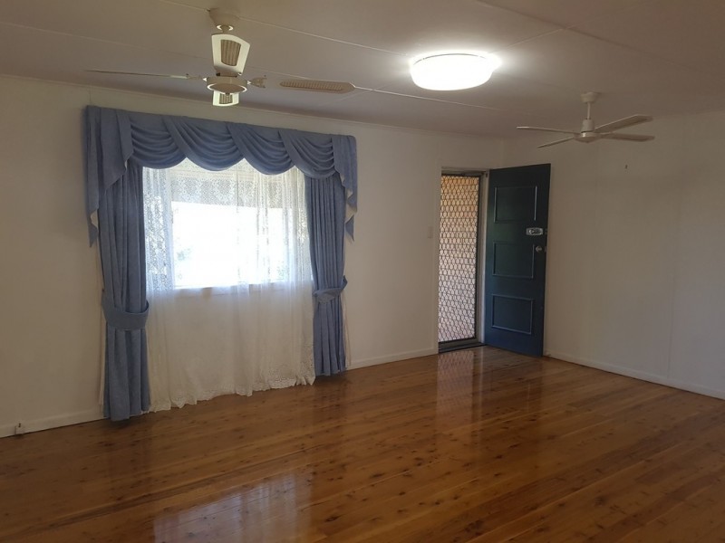 2B Jonathan Street (11 Esmond Street), Rockville QLD 4350